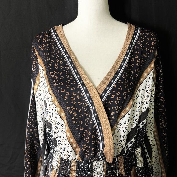 NWT Bloomchic Women's‎ Midi Dress With Geometric Print - Size US 14-16 - Picture 2 of 11